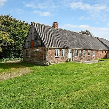 Holiday home C11102-hemmet-faelledvej-2